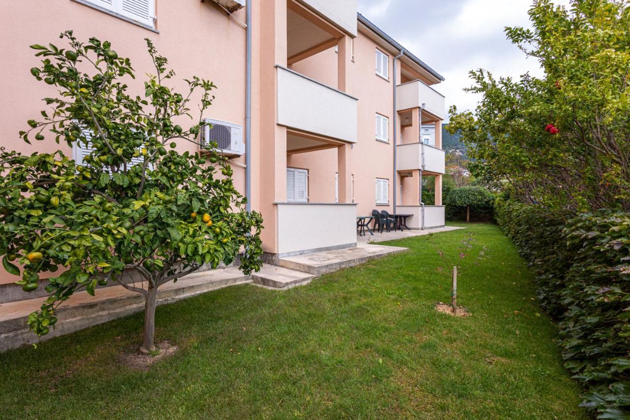 Apartments Crnekovic IV Башка Екстер'єр фото