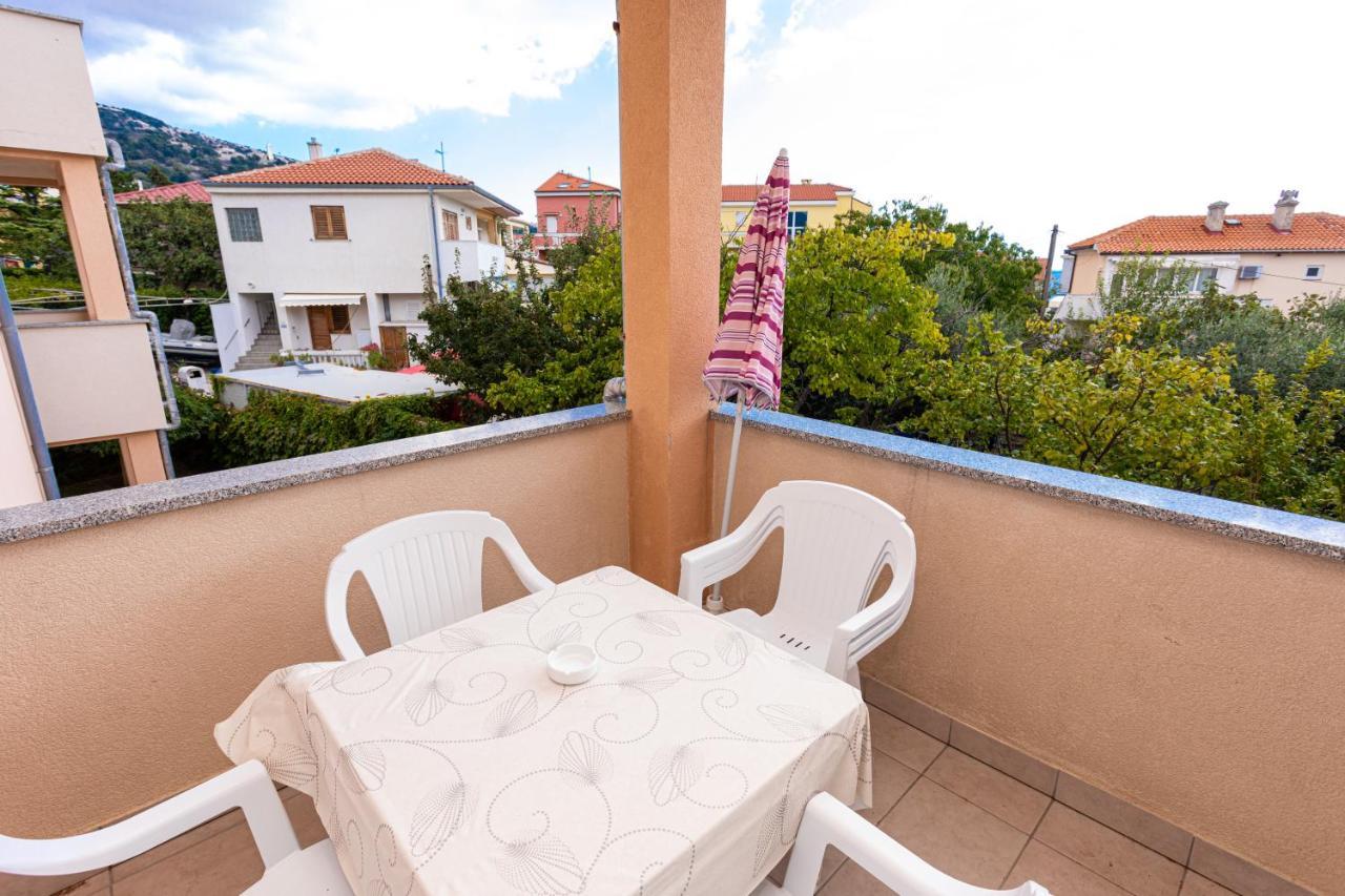 Apartments Crnekovic IV Башка Екстер'єр фото