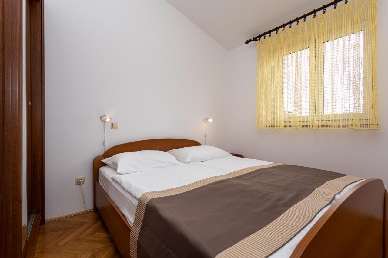 Apartments Crnekovic IV Башка Екстер'єр фото