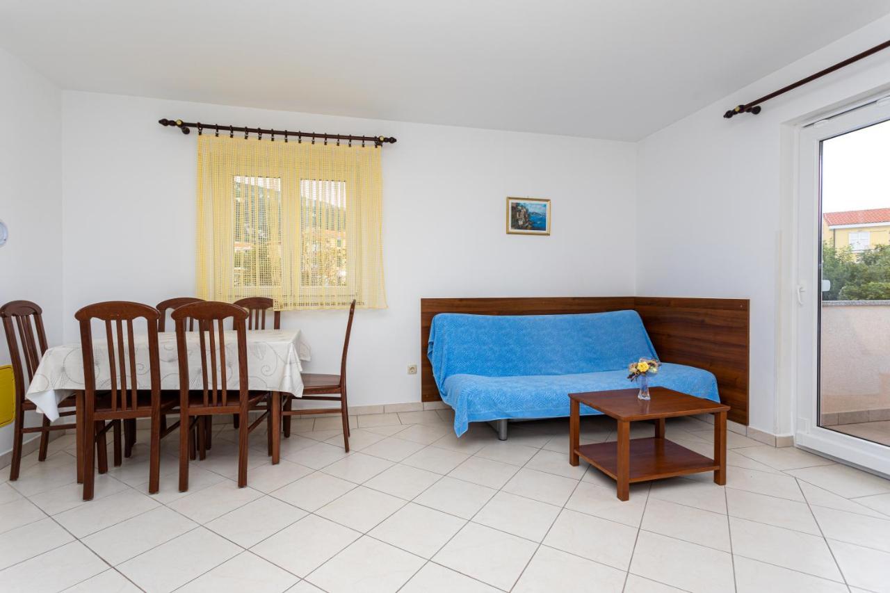 Apartments Crnekovic IV Башка Екстер'єр фото