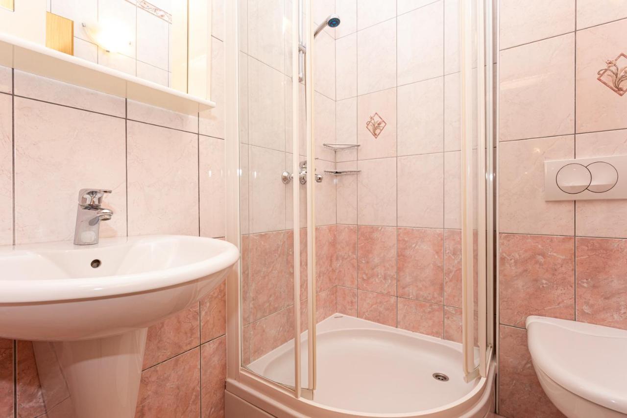 Apartments Crnekovic IV Башка Екстер'єр фото