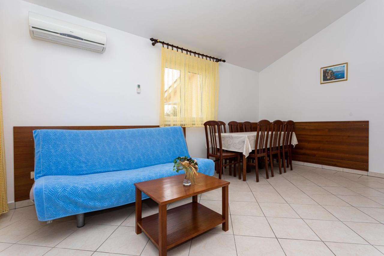 Apartments Crnekovic IV Башка Екстер'єр фото